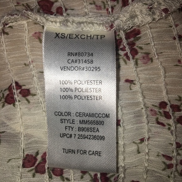 Floral Ruffle Top - Picture 6 of 7